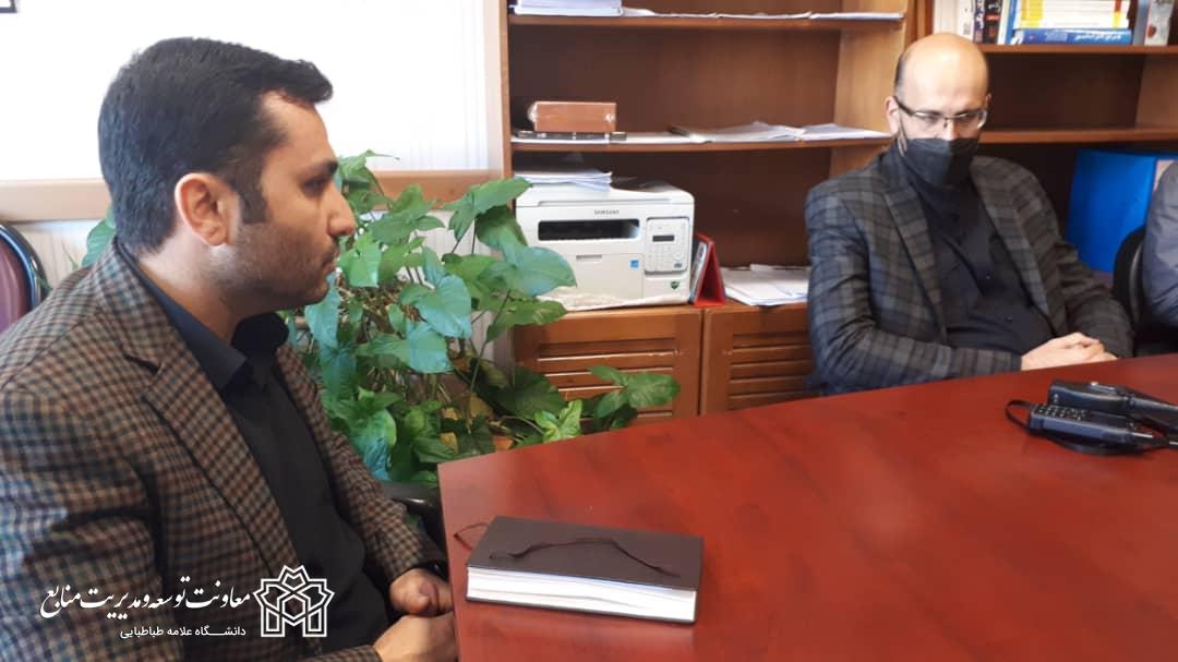 ملاقات شهردار ناحیه یک منطقه ۲۲ و هیات همراه با سرپرست دفتر مدیریت و طرح های عمرانی دانشگاه