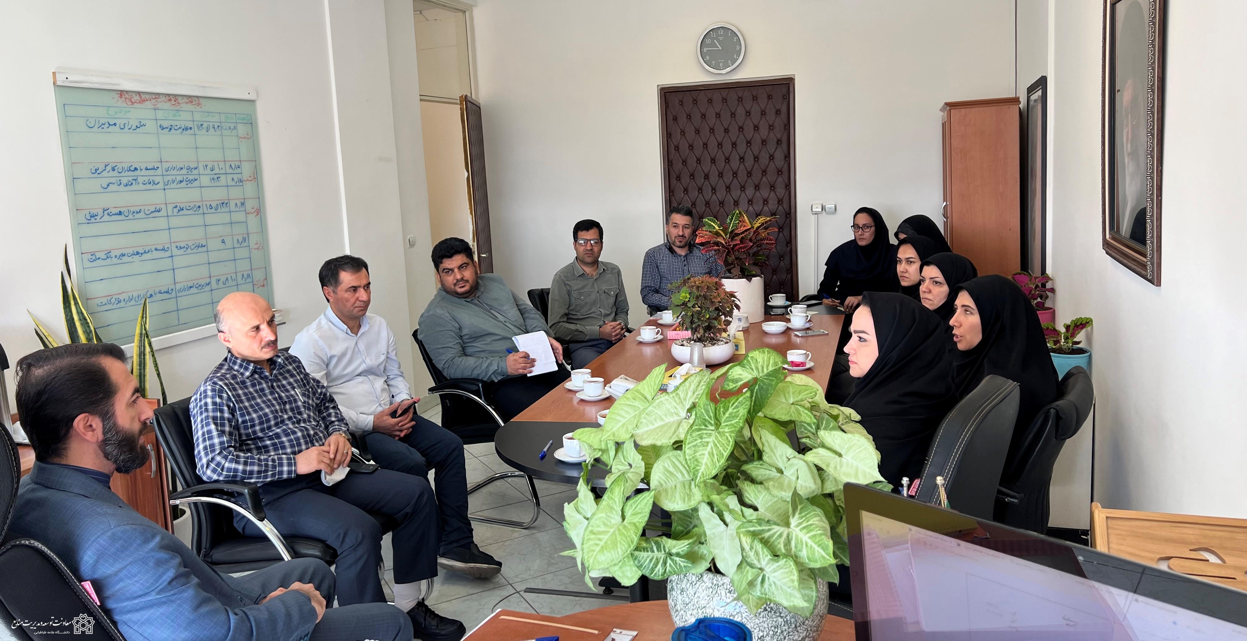 برگذاری نشست هم اندیشی و هماهنگی سرپرست امور اداری با کارکنان اداره کارگزینی دانشگاه