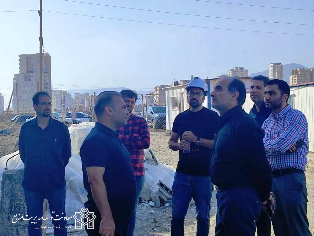 بازدید جناب آقای دکتر وفائی از پروژه خوابگاه متأهلی در حال ساخت