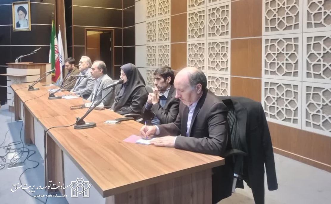 نشستی صمیمی با حضور جناب آقای دکتر وفائی؛ معاون محترم توسعه و مدیریت منابع دانشگاه علامه‌ طباطبائی